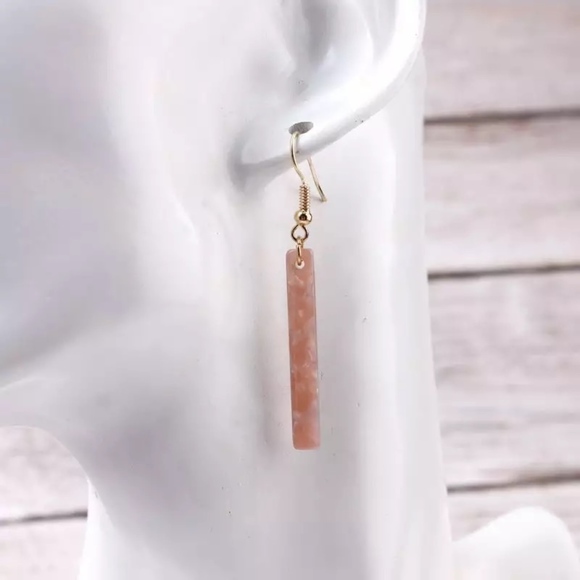 Blush Bar Acrylic Tortoise Shell Resin Earrings - Picture 2 of 6